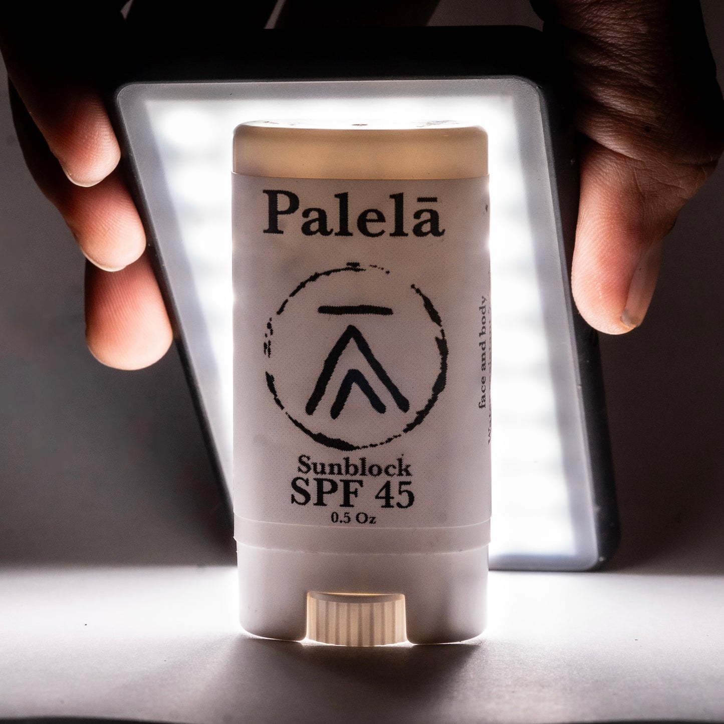 Palelā  Sunblock ☀️45  .05 oz original